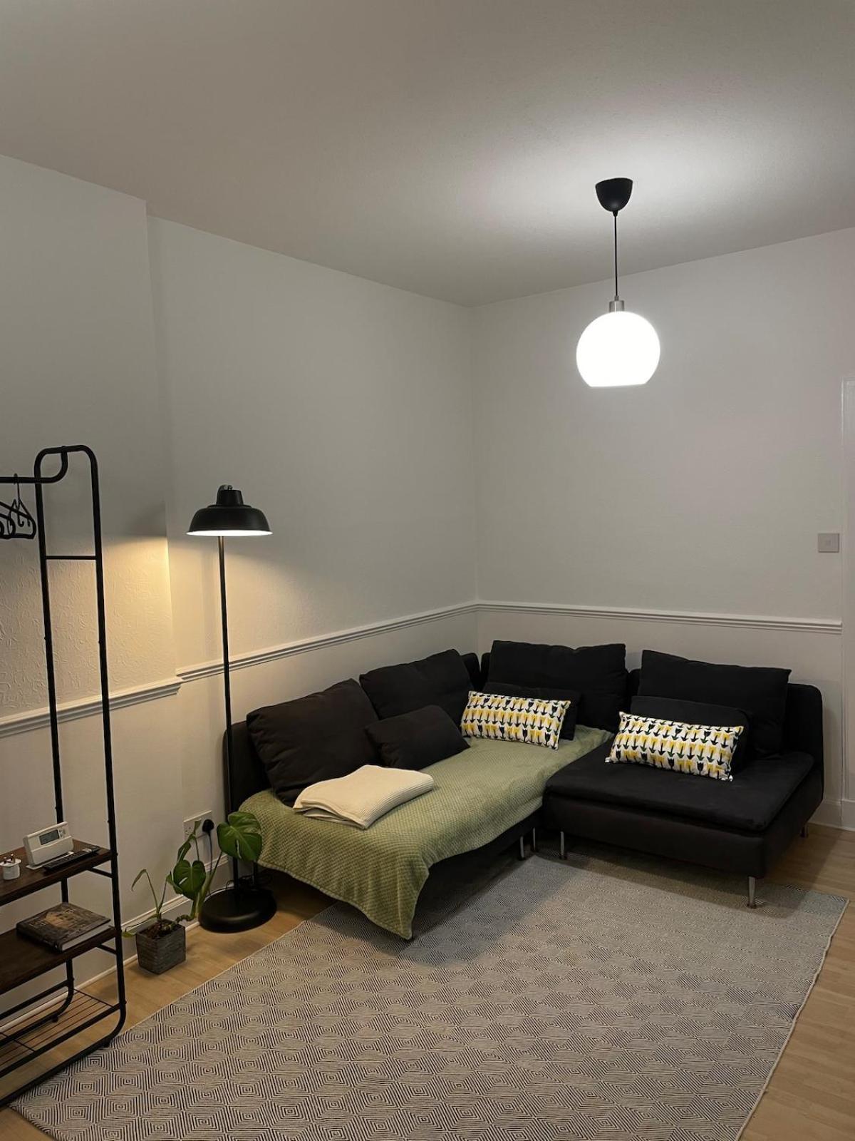 Cozy Flat In The Heart Of Leith Apartment เอดินบะระ ภายนอก รูปภาพ